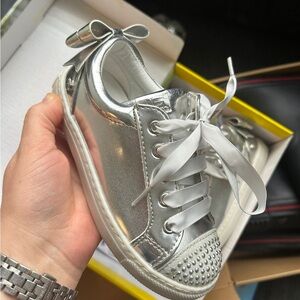 Naturino Silver Kids Sneakers with Bow Accent